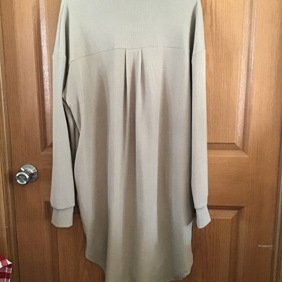 Jen & Co Cardigan - Picture 2 of 2